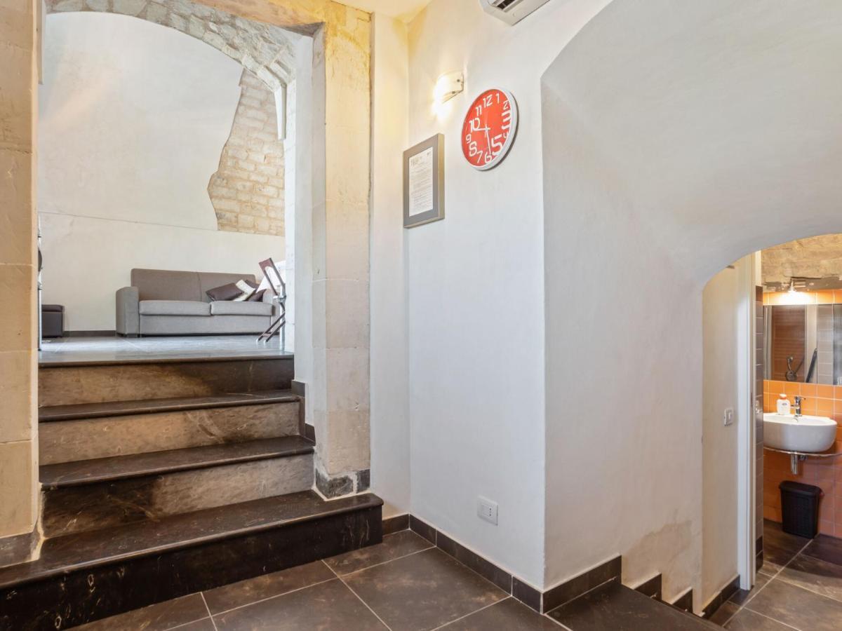 Vintage Holiday Home In Ragusa Ibla With Balcony Eksteriør billede